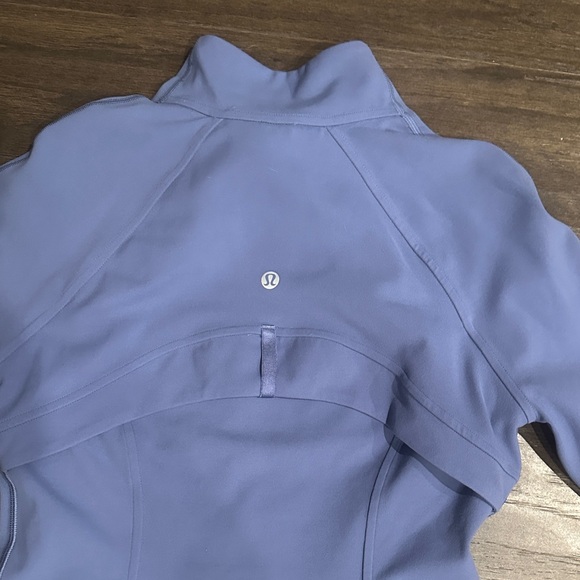 Lululemon NWOT Women’s Cropped Jacket - Picture 7 of 12